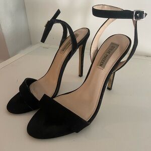 STEVE MADDEN black straps stilettos (size: 8)
